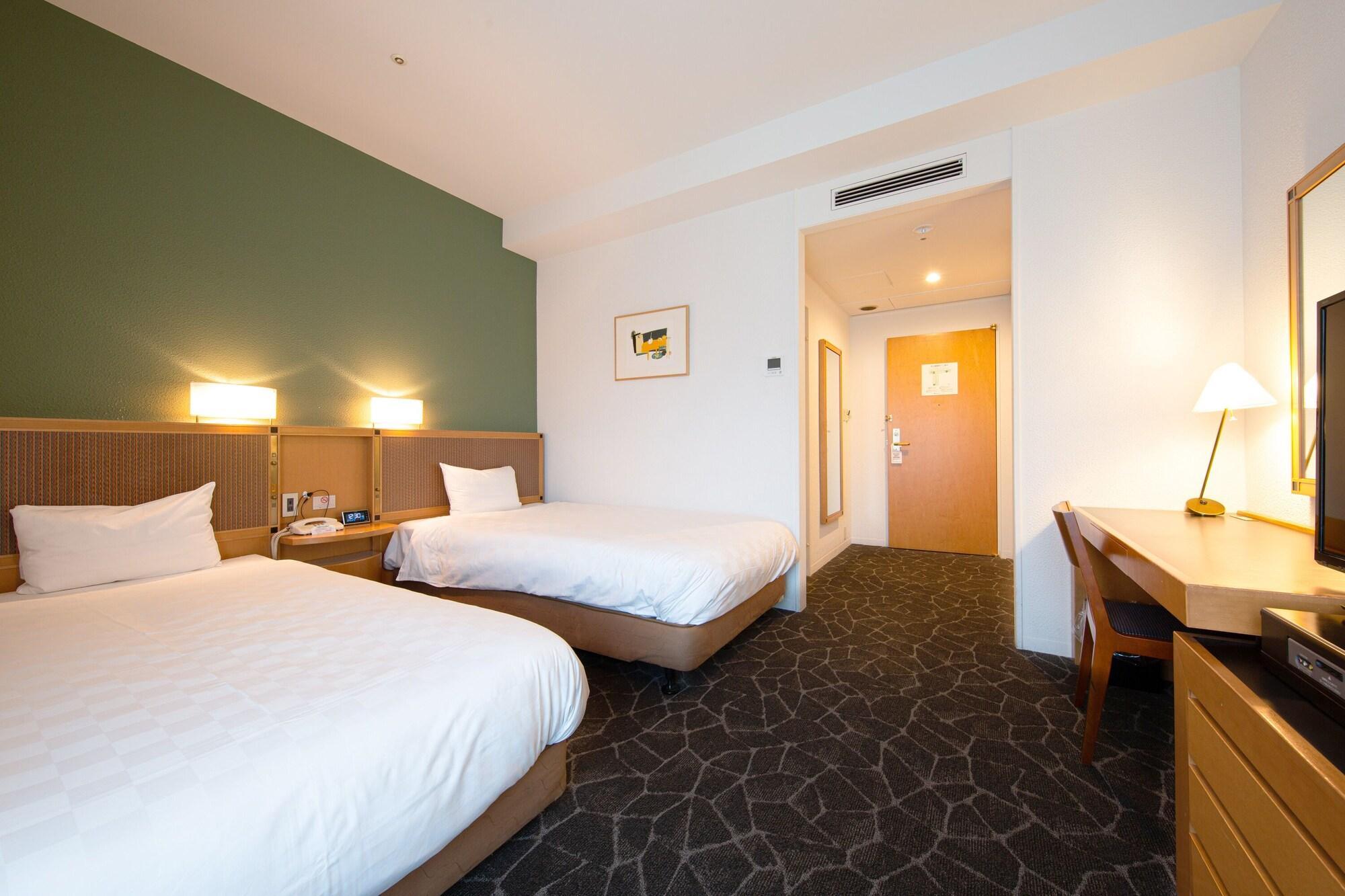 Hotel Nagoya Garden Palace Exterior photo