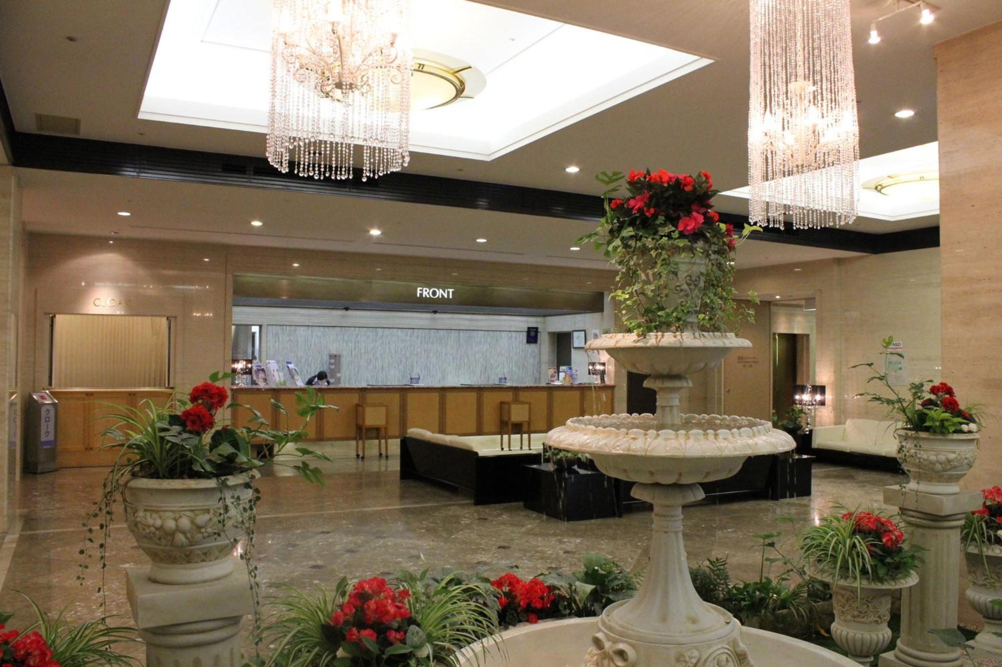 Hotel Nagoya Garden Palace Exterior photo