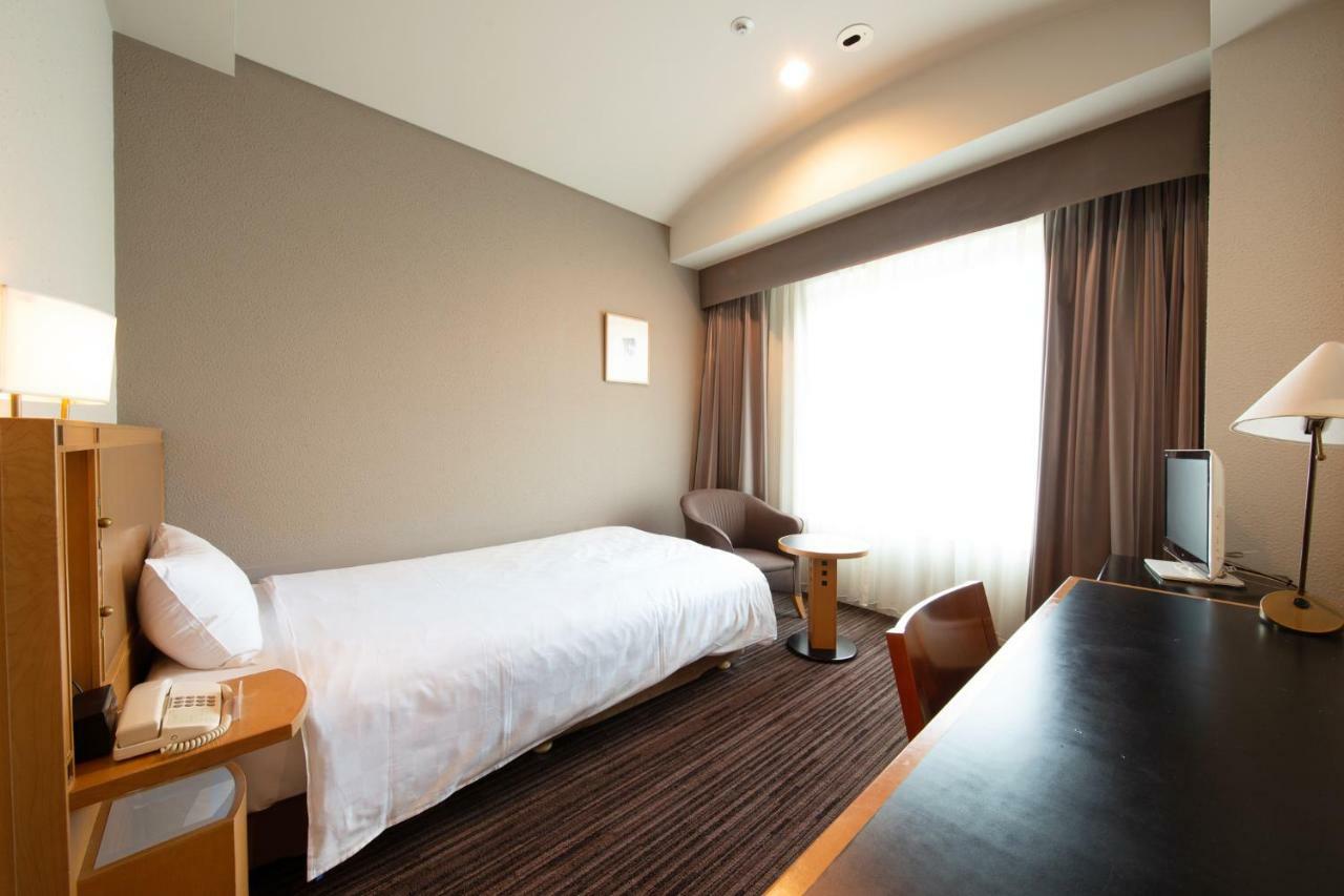 Hotel Nagoya Garden Palace Exterior photo