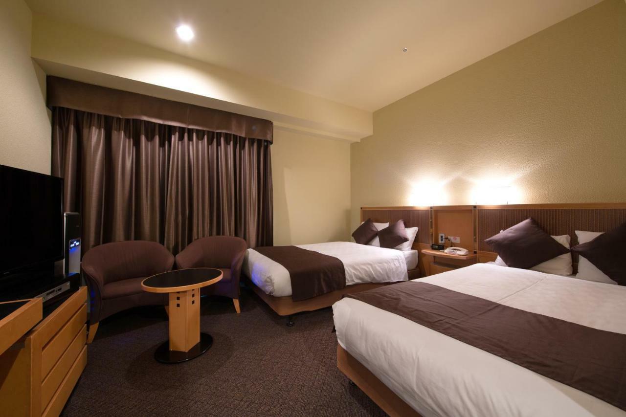 Hotel Nagoya Garden Palace Exterior photo