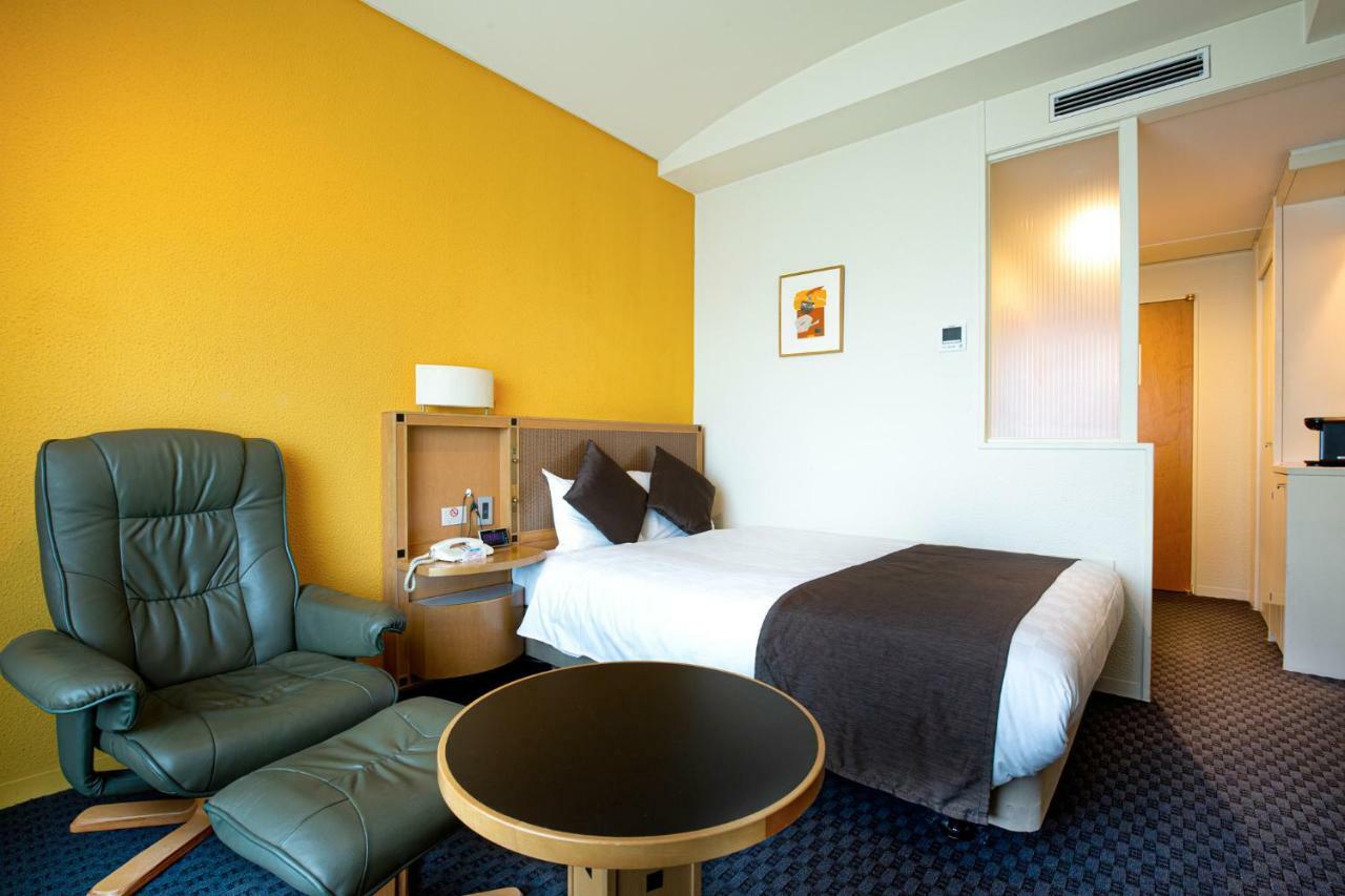 Hotel Nagoya Garden Palace Exterior photo