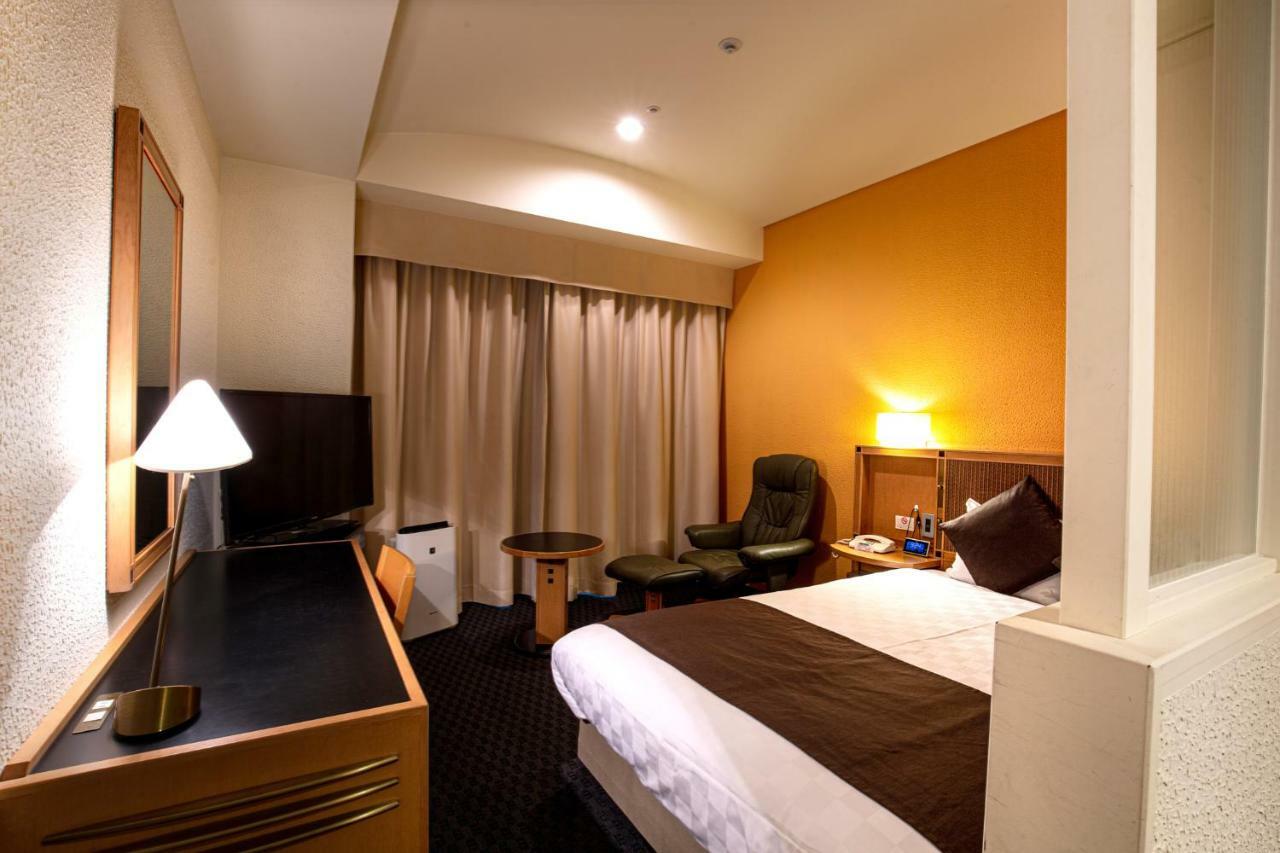 Hotel Nagoya Garden Palace Exterior photo