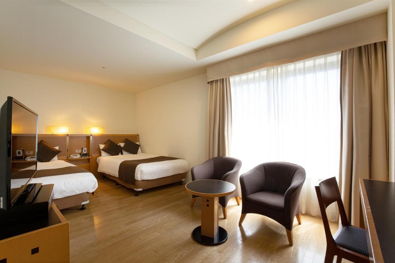 Hotel Nagoya Garden Palace Exterior photo